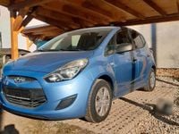 Gebraucht Hyundai ix20 90 PS (66 kW) 2011 Blau Kleinwagen