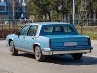 Second-hand Cadillac Deville 132 CP (97 kW) 1986 Albastru Berlinǎ