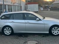 Gebraucht BMW 318 129 PS (94 kW) 2007 Silber Kombi
