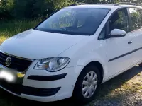 Gebraucht VW Touran 105 PS (77 kW) 2026 Weiß Van / Kleinbus
