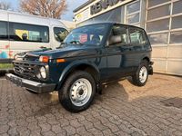 Gebraucht Lada Taiga 83 PS (61 kW) 2018 Grün SUV