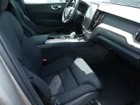 Neu Volvo XC60 Plus 455 PS (334 kW) 2026 Silber SUV