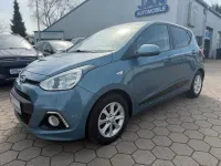 Gebraucht Hyundai i10 Passion 67 PS (49 kW) 2017 Blau Kleinwagen
