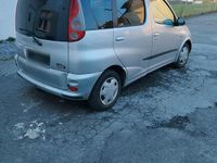 Gebraucht Toyota Yaris 85 PS (62 kW) 2000 Silber Kombi