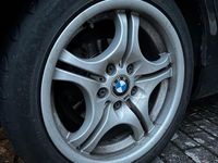 Gebraucht BMW 318 Basis 143 PS (105 kW) 2004 Schwarz Kombi