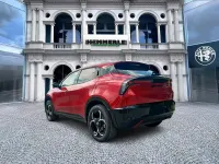 Neu Alfa Romeo Junior Ti 114 kW (156 PS) 2026 Rosso brera, metallic 3schich SUV