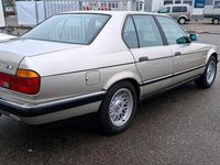 Gebraucht BMW 730 180 PS (132 kW) 1986 Gold Limousine