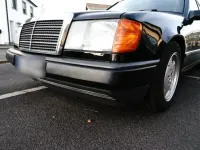 Gebraucht Mercedes E300 180 PS (132 kW) 1989 Schwarz Limousine