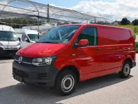 Gebraucht VW T6 150 PS (110 kW) 2019 Rot Van
