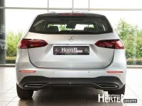 Gebraucht Mercedes B200 Progressive 163 PS (119 kW) 2024 Lack hightechsilber Kleinwagen