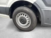 Second-hand VW Crafter 140 CP (102 kW) 2024 Alb Van