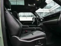 Gebraucht Land Rover Defender 75th Limited Edition 300 PS (220 kW) 2023 Grasmere green SUV