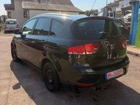 Gebraucht Seat Altea Reference 125 PS (91 kW) 2009 Grün Kombi