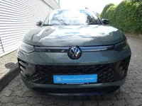 Gebraucht VW Tayron R-line 204 PS (150 kW) 2025 Cipressinogrün SUV