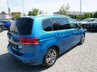 Gebraucht VW Touran Highline 150 PS (110 kW) 2022 Blau Van / Kleinbus