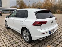 Gebraucht VW Golf VIII Style 150 PS (110 kW) 2022 Weiß Limousine