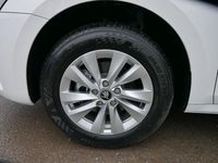 Neu Skoda Octavia Selection 150 PS (110 kW) 2025 Candyweiß Kombi