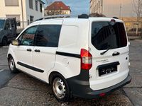 Gebraucht Ford Transit 101 PS (74 kW) 2016 Weiß Kombi