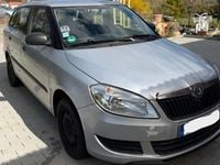 Gebraucht Skoda Fabia Ambiente 90 PS (66 kW) 2011 Silber Kombi