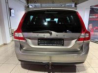 Gebraucht Volvo V70 Kinetic 114 PS (83 kW) 2013 Silber Kombi