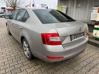 Gebraucht Skoda Octavia Elegance 150 PS (110 kW) 2014 Beige Limousine