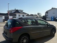 Gebraucht Peugeot 207 95 PS (69 kW) 2011 Grau Kombi