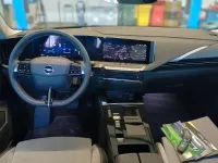 Gebraucht Opel Astra Elegance 131 PS (96 kW) 2024 Kristall silber metallic Kleinwagen
