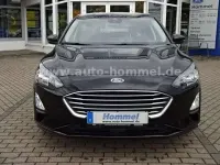Brugt Ford Focus Cool & Connect 125 HK (91 kW) 2021 Sort Sedan