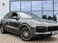 Gebraucht Porsche Cayenne Chrono 340 PS (250 kW) 2019 Grau SUV