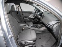 Neu BMW 120 170 PS (125 kW) 2025 Skyscraper grau metallic Kleinwagen