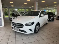 Gebraucht Mercedes B200 Style 150 PS (110 kW) 2020 Weiß (polarweiss) Kleinwagen
