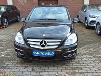 Gebraucht Mercedes B180 116 PS (85 kW) 2011 Kosmosschwarz Van / Kleinbus
