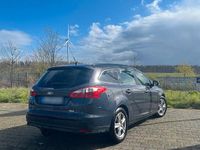 Usata Ford Focus 116 CV (85 kW) 2012 Grigio Berlina