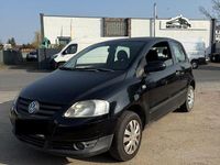 Gebraucht VW Fox 55 PS (40 kW) 2008 Schwarz Kleinwagen