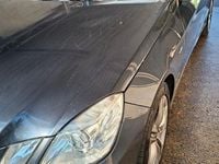 Gebraucht Mercedes E220 Avantgarde 170 PS (125 kW) 2011 Grau Limousine