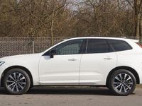Gebraucht Volvo XC60 Plus 197 PS (144 kW) 2022 Weiß SUV