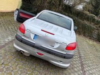 Gebraucht Peugeot 206 CC 136 PS (100 kW) 2001 Silber Cabrio