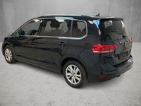 Gebraucht VW Touran Highline 150 PS (110 kW) 2023 Deep black perleffekt Van / Kleinbus