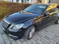 Usado Mercedes E220 Avantgarde 170 CV (125 kW) 2011 Negro Berlina