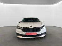 Gebraucht Skoda Fabia Ambition 80 PS (58 kW) 2022 Weiss Kleinwagen