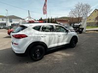 gebraucht Hyundai Tucson Pure 2WD