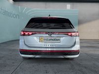 Gebraucht VW Passat 150 PS (110 kW) 2024 Silber Van / Kleinbus