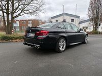 Gebraucht BMW 550 Luxury Line 449 PS (330 kW) 2014 Schwarz Limousine