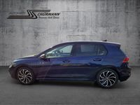 Gebraucht VW Golf VIII Move 150 PS (110 kW) 2023 Blau Limousine