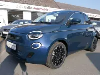 Gebraucht Fiat 500e La Prima 86 kW (118 PS) 2023 Ozean grün Kleinwagen
