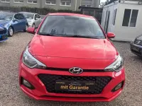 Gebraucht Hyundai i20 Select 101 PS (74 kW) 2020 Rot Kleinwagen