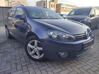Gebraucht VW Golf VII Match 105 PS (77 kW) 2013 Blau Kombi