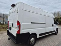 Gebraucht Peugeot Boxer 131 PS (96 kW) 2019 Weiß Van