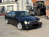 Gebraucht Mercedes E320 Avantgarde 197 PS (144 kW) 2000 Grün Limousine