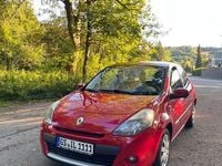 Gebraucht Renault Clio III 75 PS (55 kW) 2012 Rot Limousine
